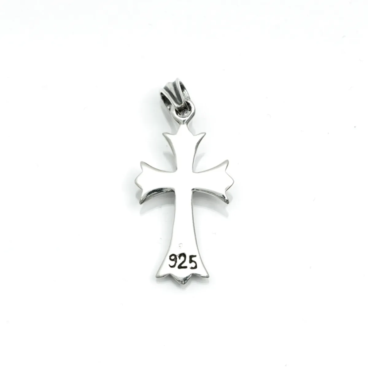 Pandantiv gotic cruce bulina sl Argint