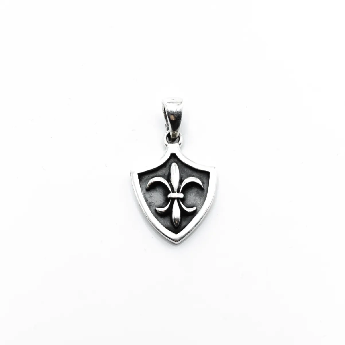 Pandantiv Fleur de Lys tip blazon Argint