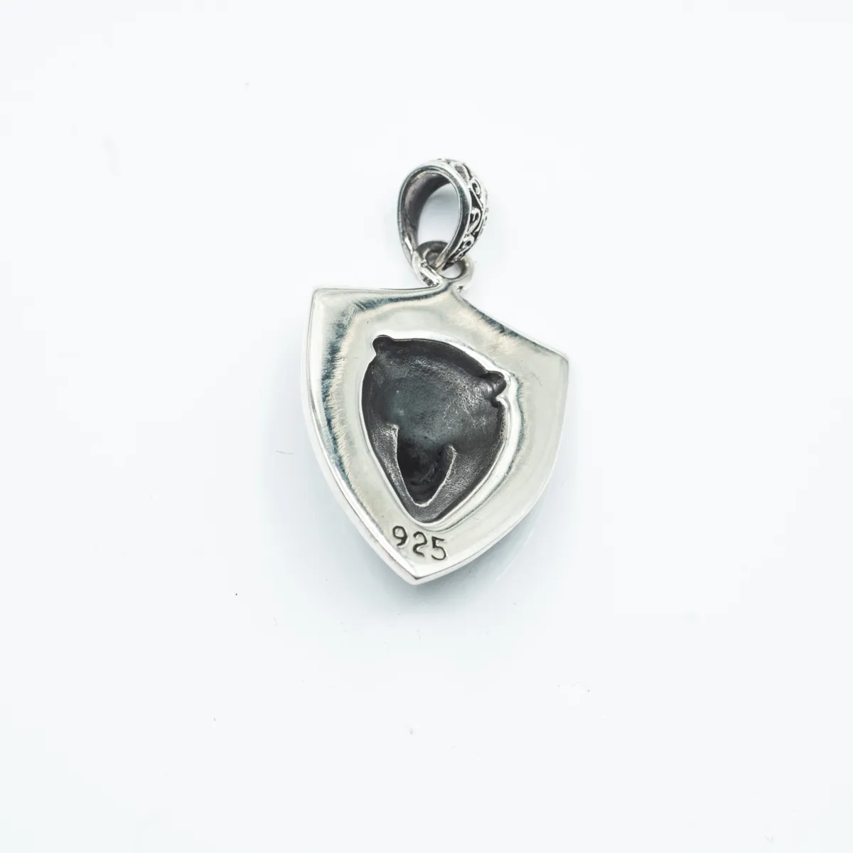 Pandantiv blazon cap de leu Argint