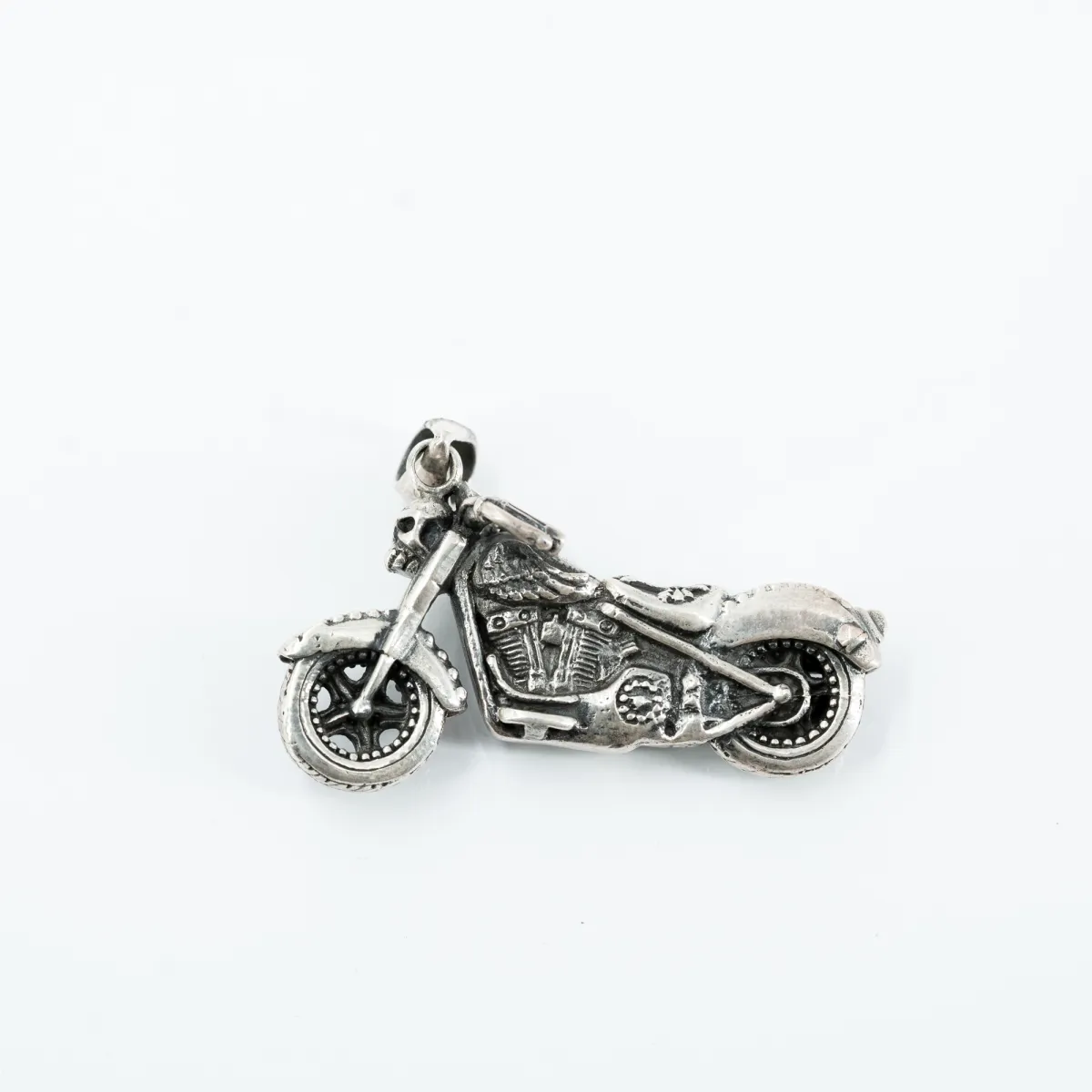Pandantiv motocicleta cap de mort Argint