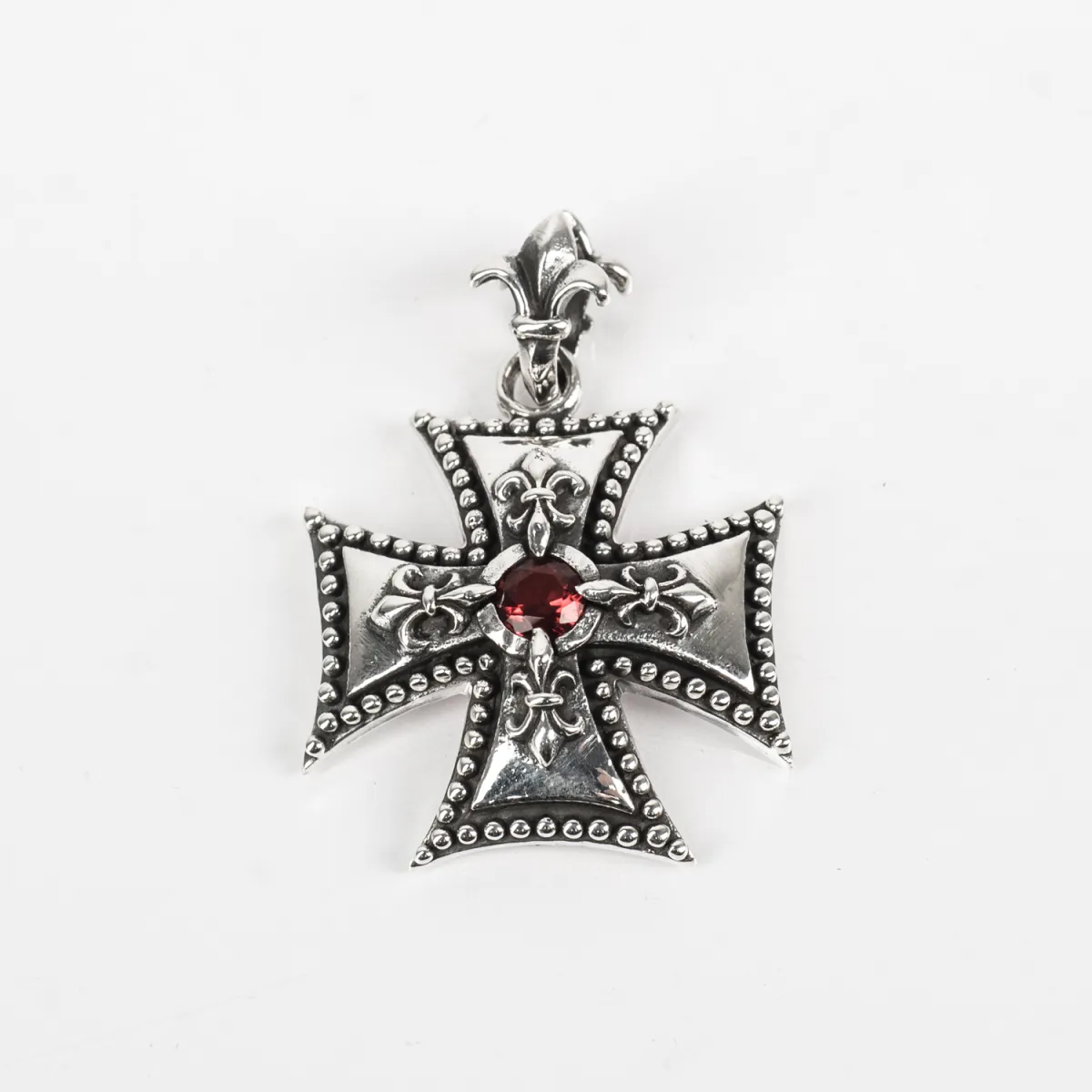 Pandantiv cruce gotica fleur de lys Argint