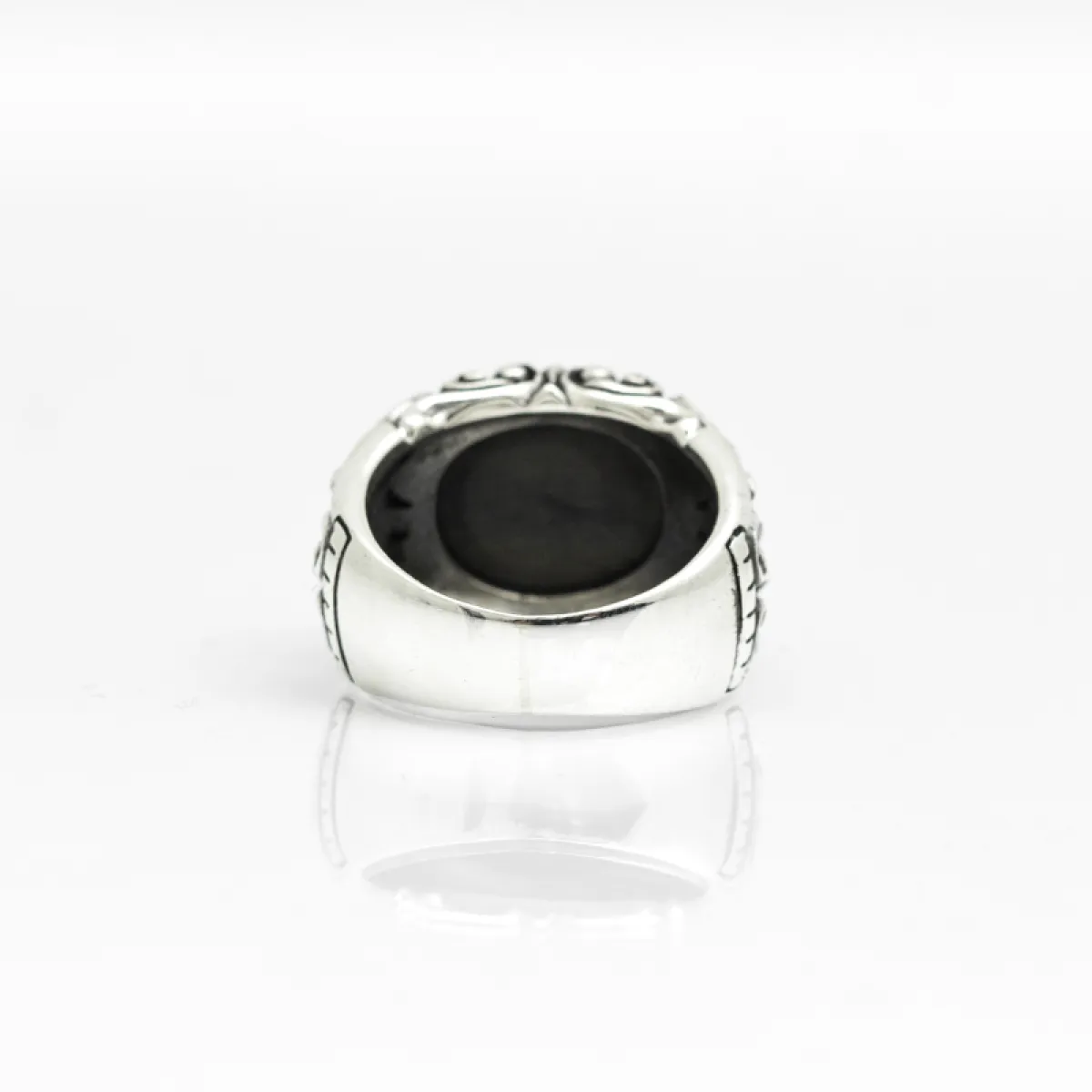 Inel oval broderie gotica negru Argint