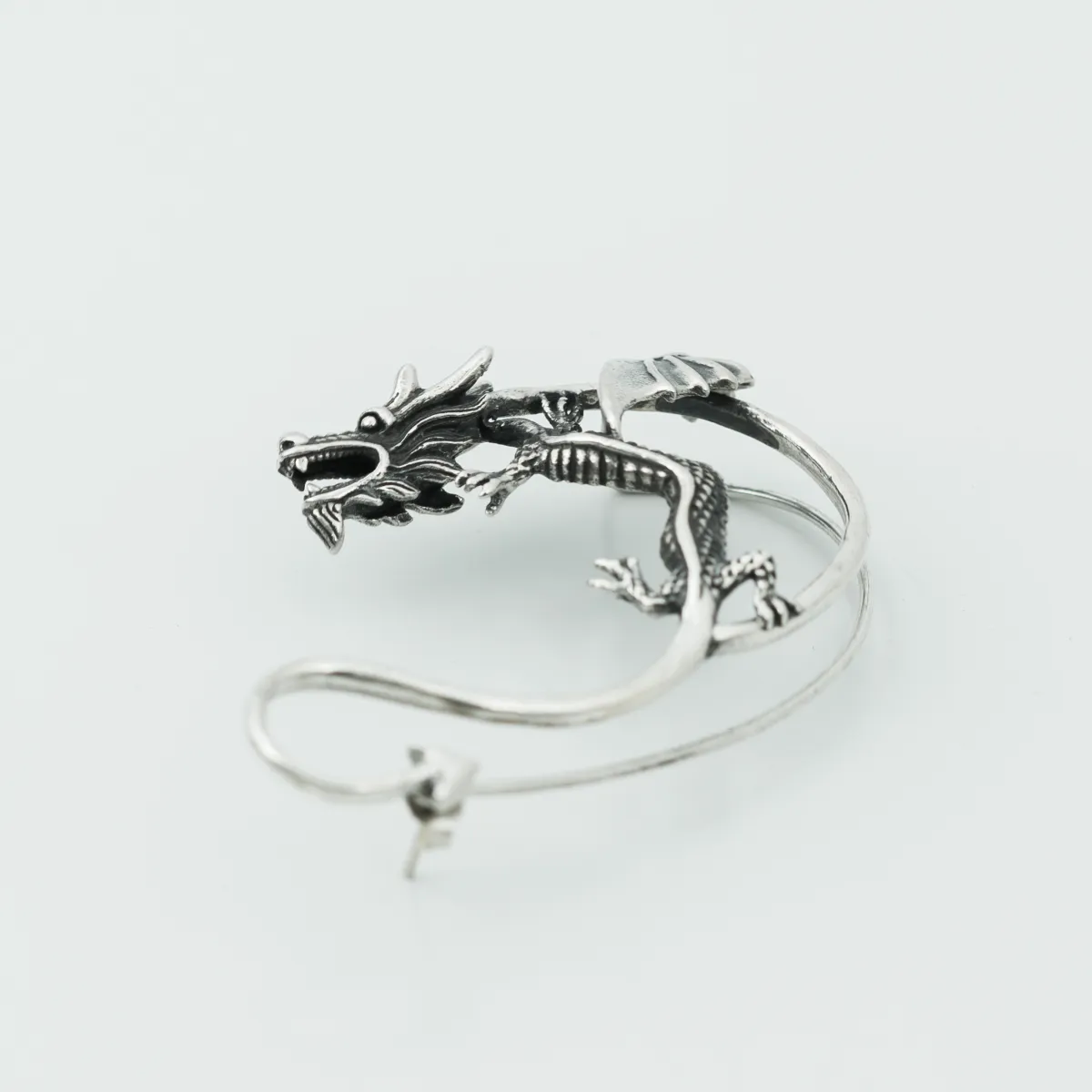 Cercel pe ureche dragon Argint