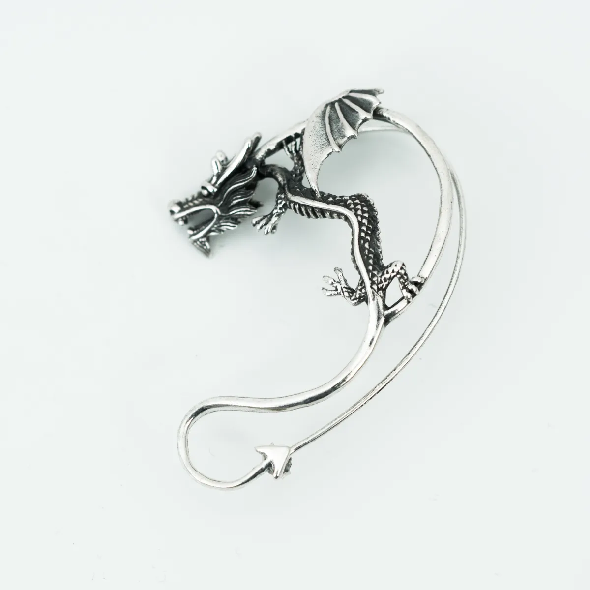 Cercel pe ureche dragon Argint