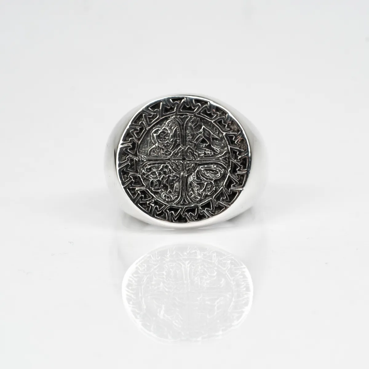 Inel rotund cruce celtica Argint