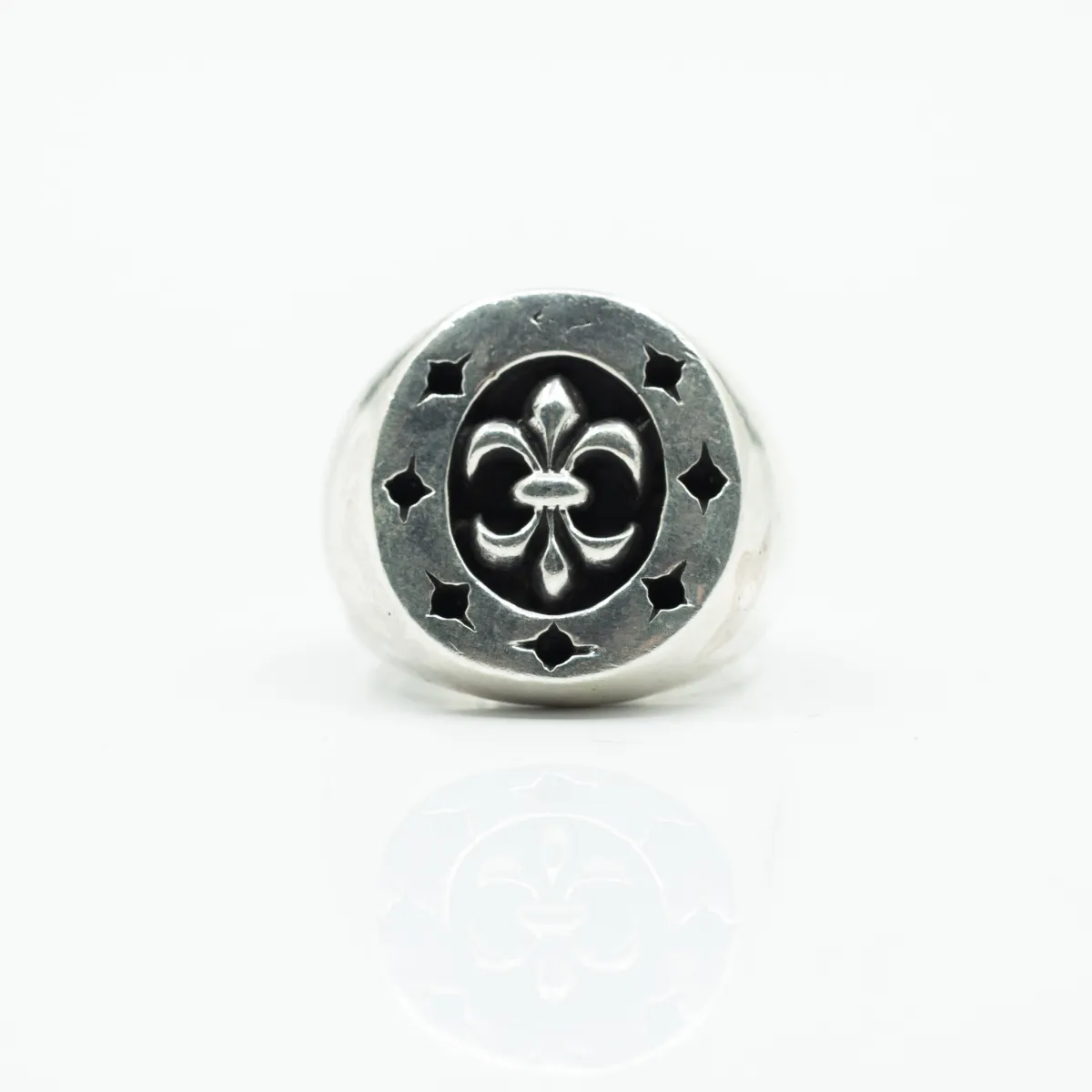 Inel fleur de lys tip sigiliu Argint