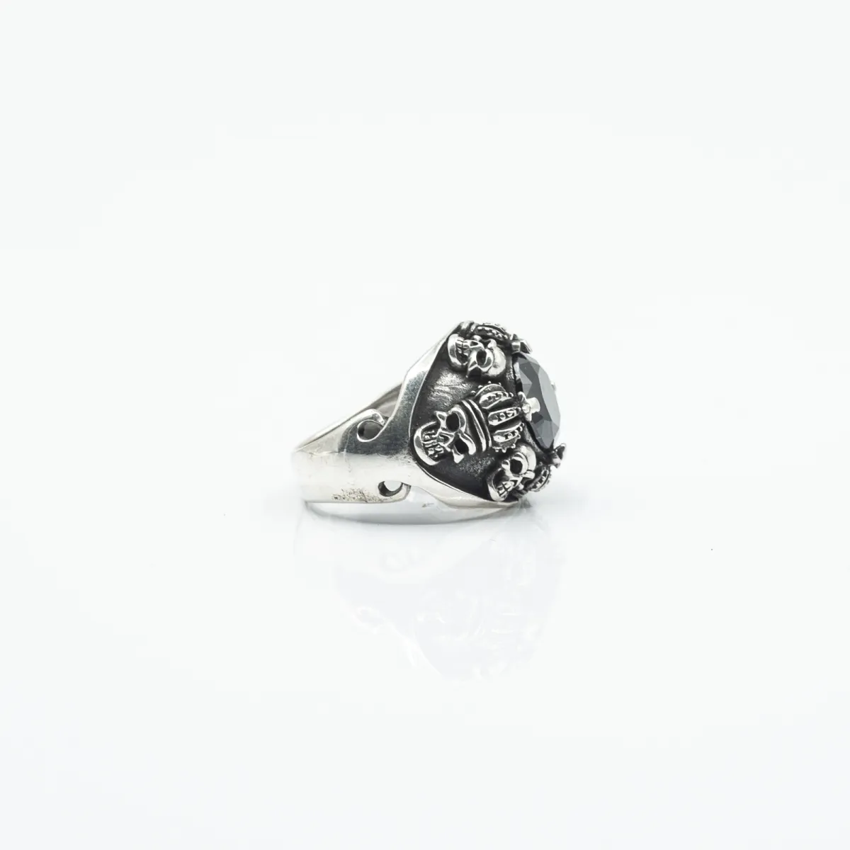 Inel cranii coronite Argint