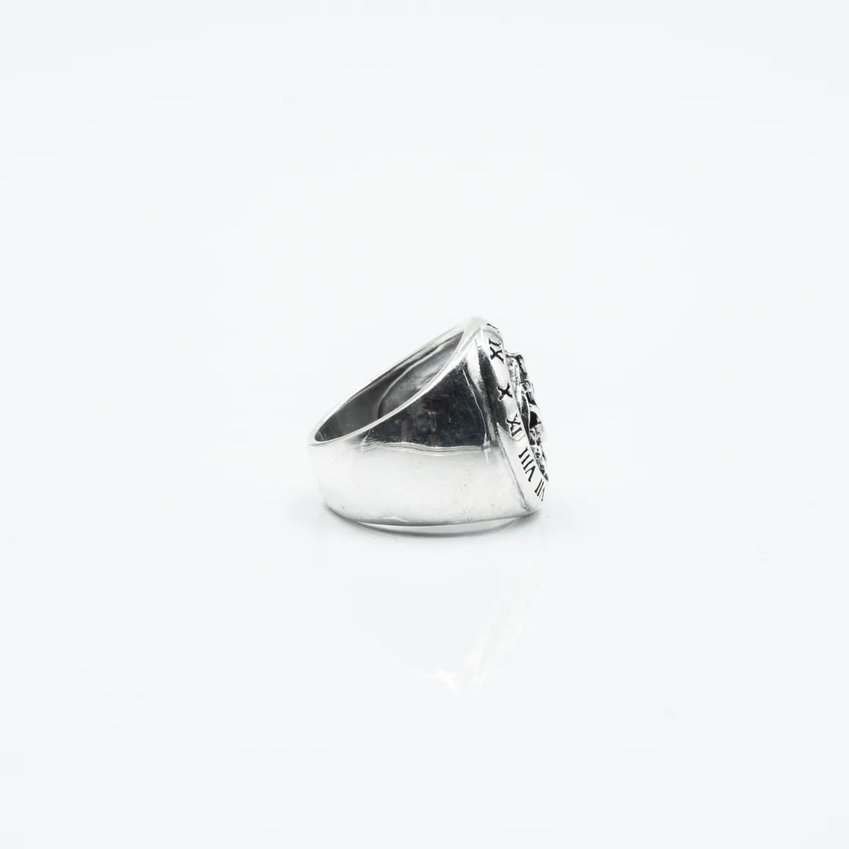Inel oval cruce luminata Argint