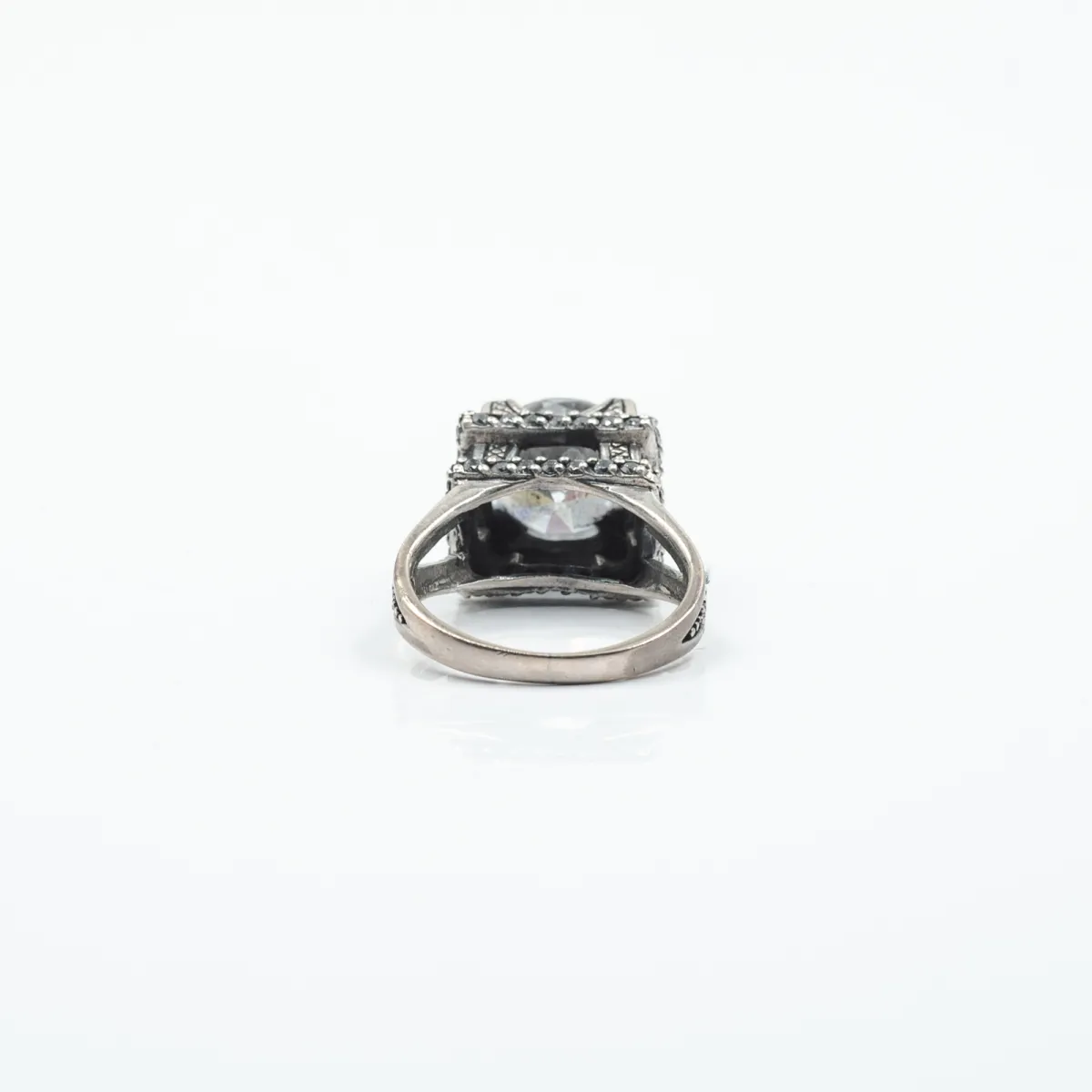 Inel patrat tip coroana cz.transparent Argint
