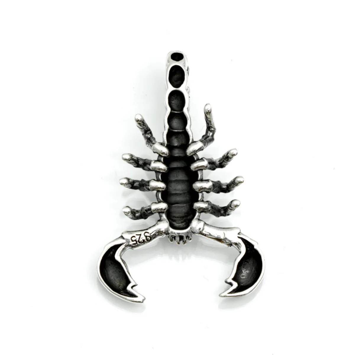 Pandantiv scorpion cruce Argint