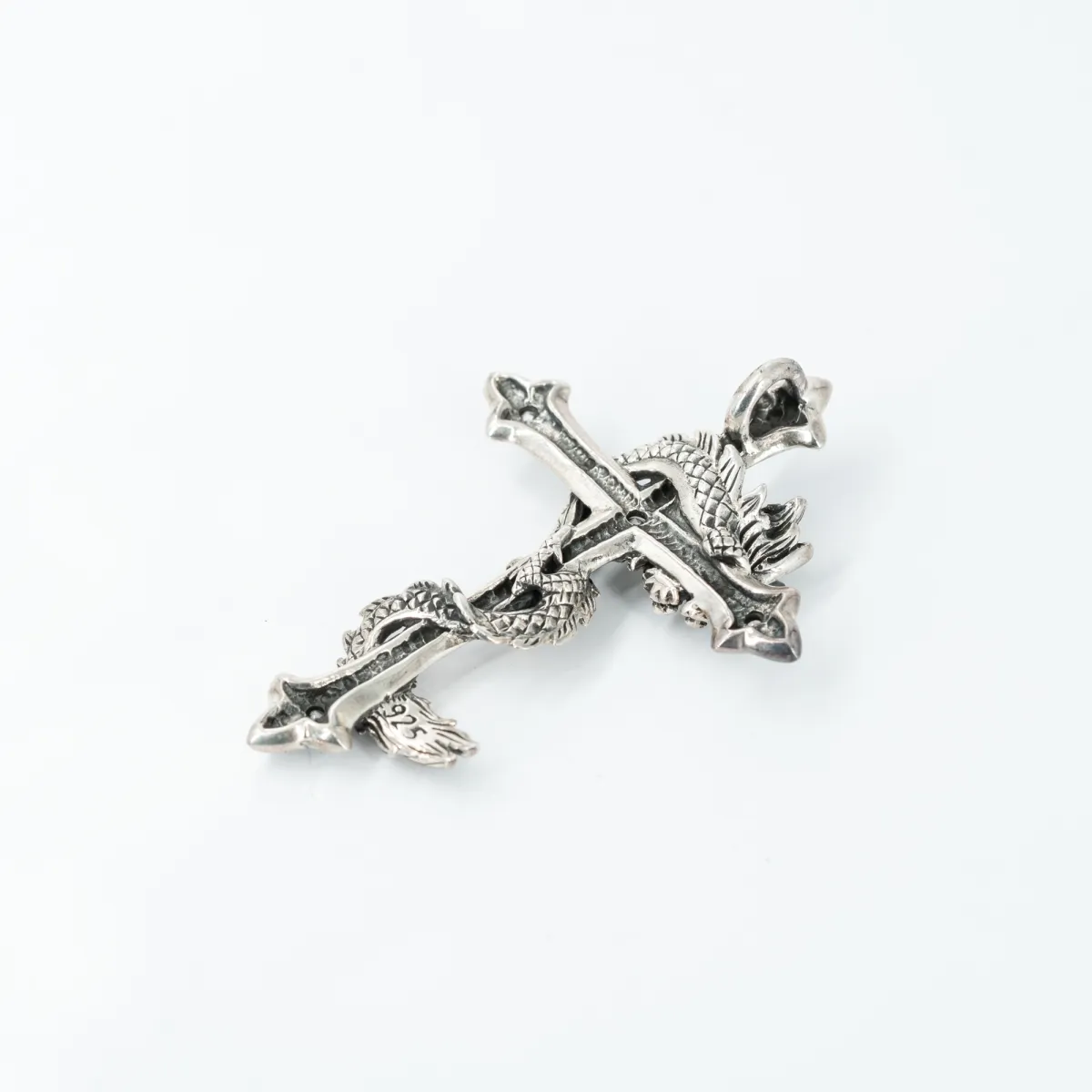 Pandantiv cruce dragon cubic zirconia Argint