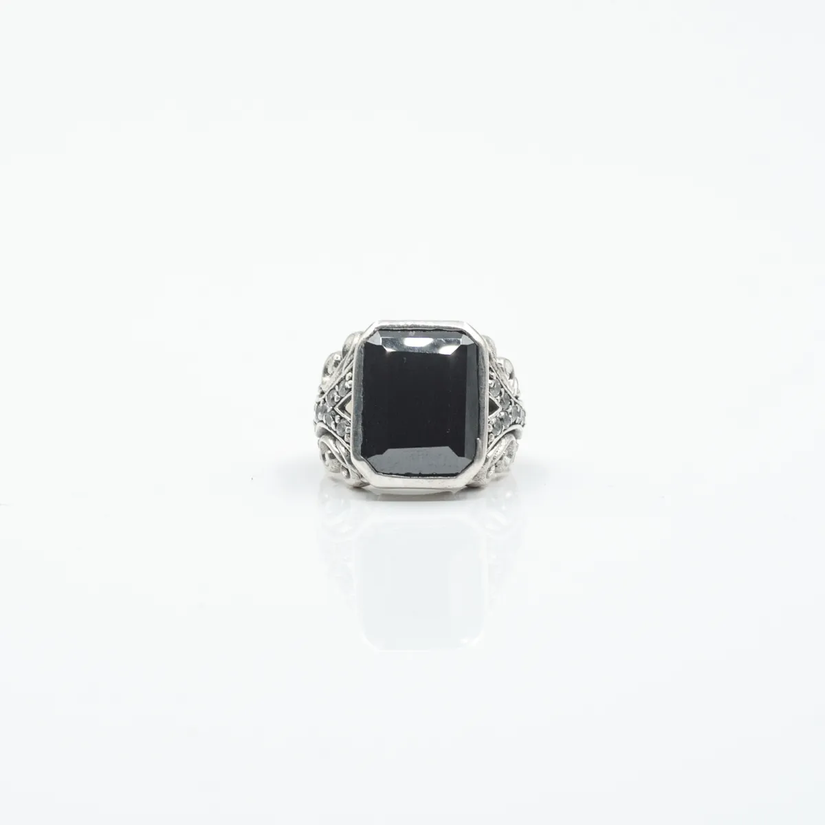 Inel gotic broderie zirconiu negru Argint