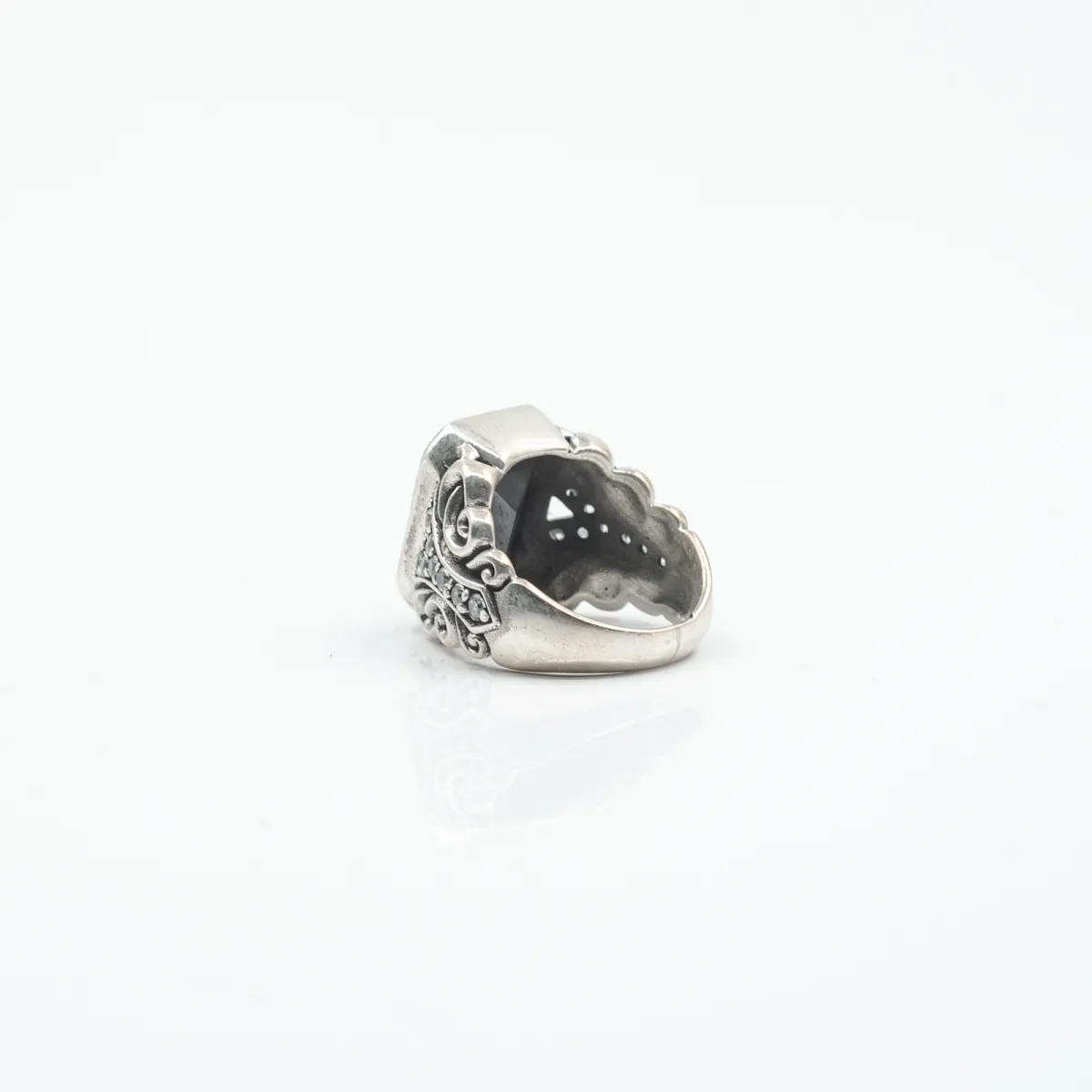 Inel gotic broderie zirconiu negru Argint