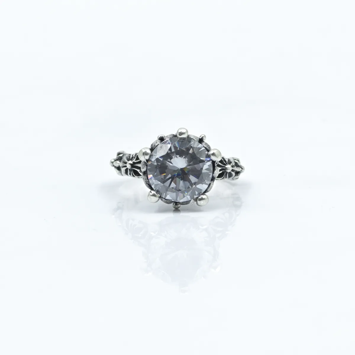Inel solitaire coroana c.z transparent Argint