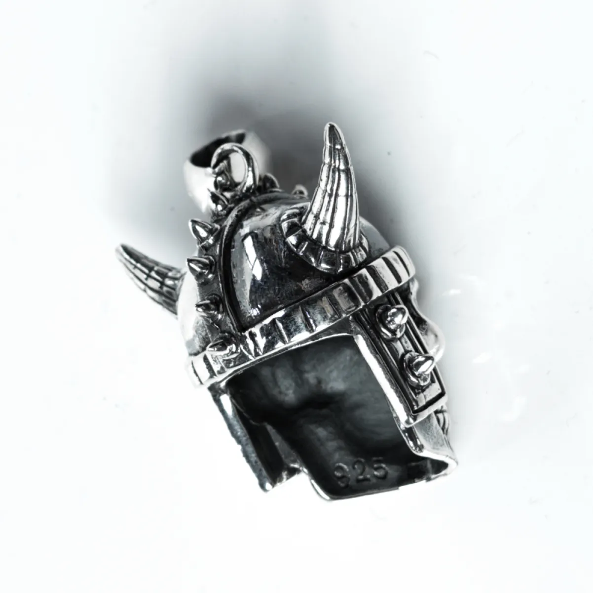 Pandantiv craniu de viking Argint