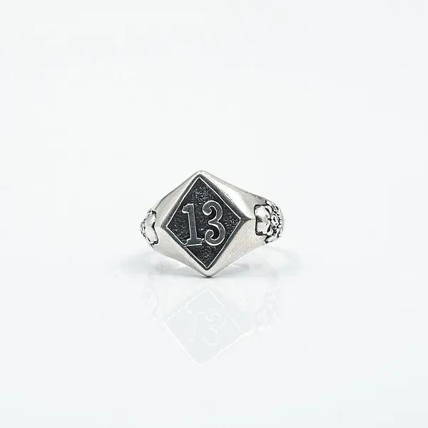 Inel 13 capete de mort Argint