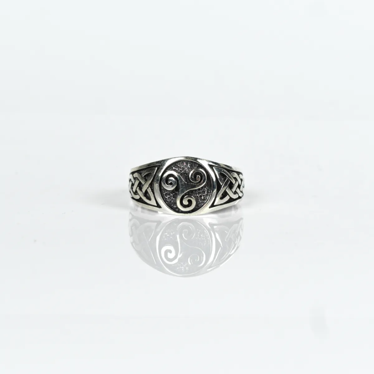 Inel Triskelion noduri celtice Argint