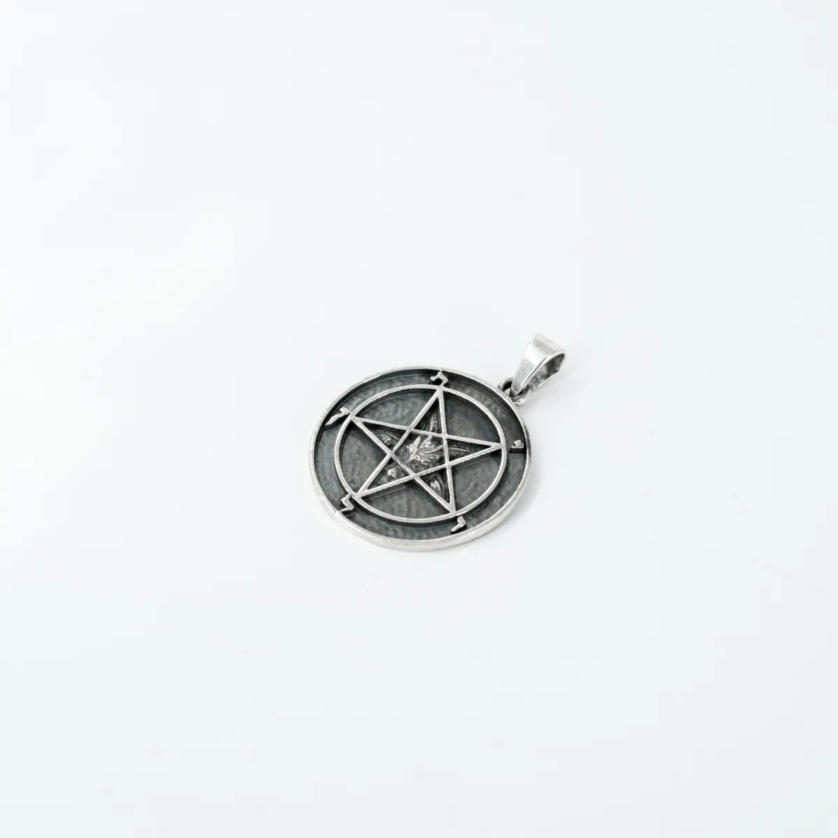 Pandantiv pentagrama Lucifer Argint