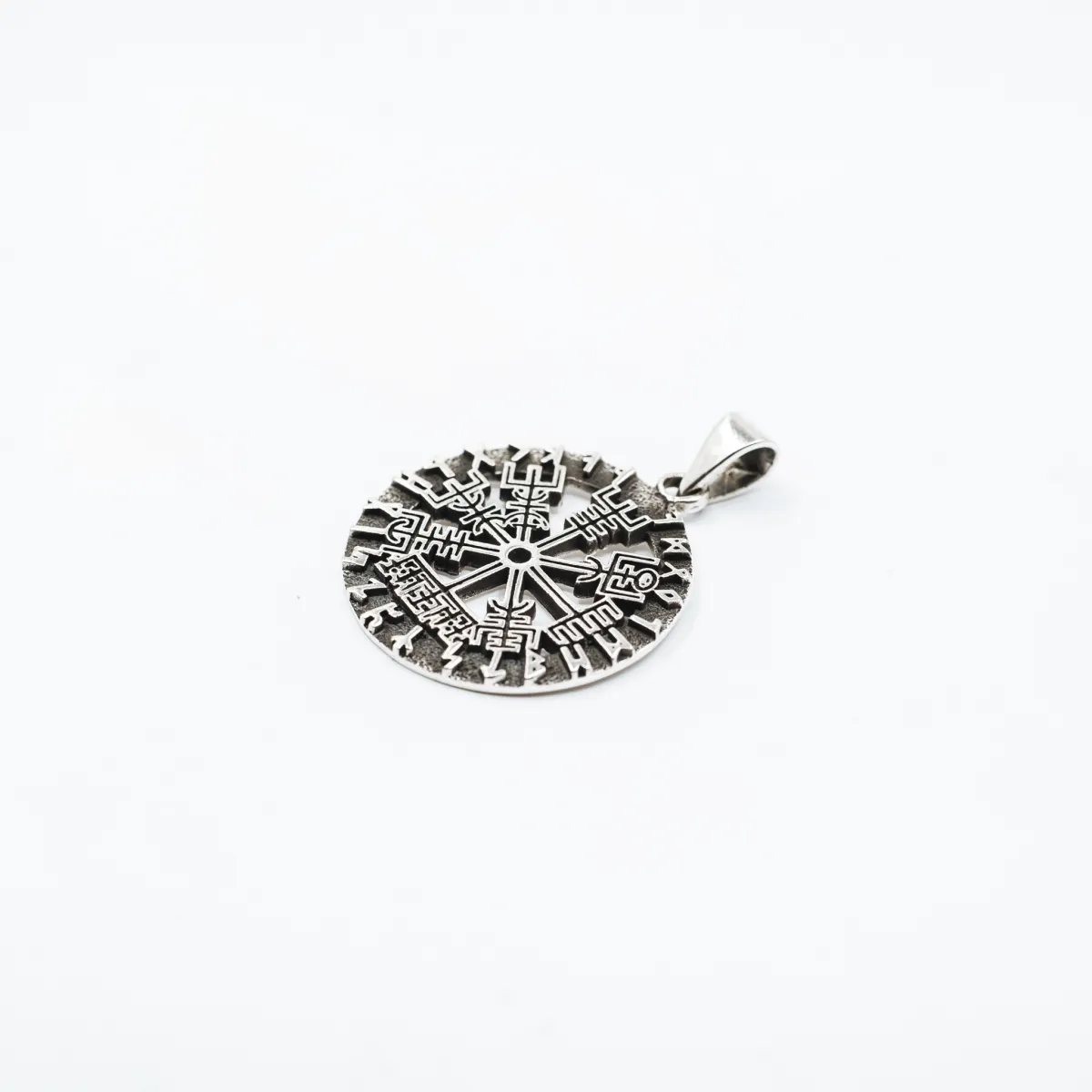 Pandantiv rotund Vegvisir m Argint