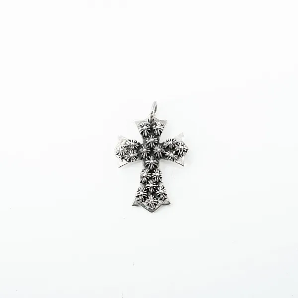 Pandantiv cruce gotica cruciulite Argint