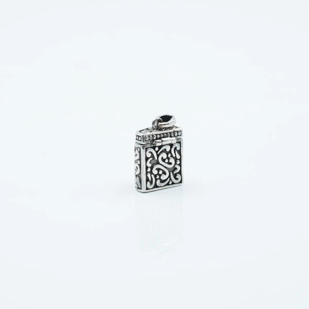Pandantiv caseta cilindru plat broderie Argint