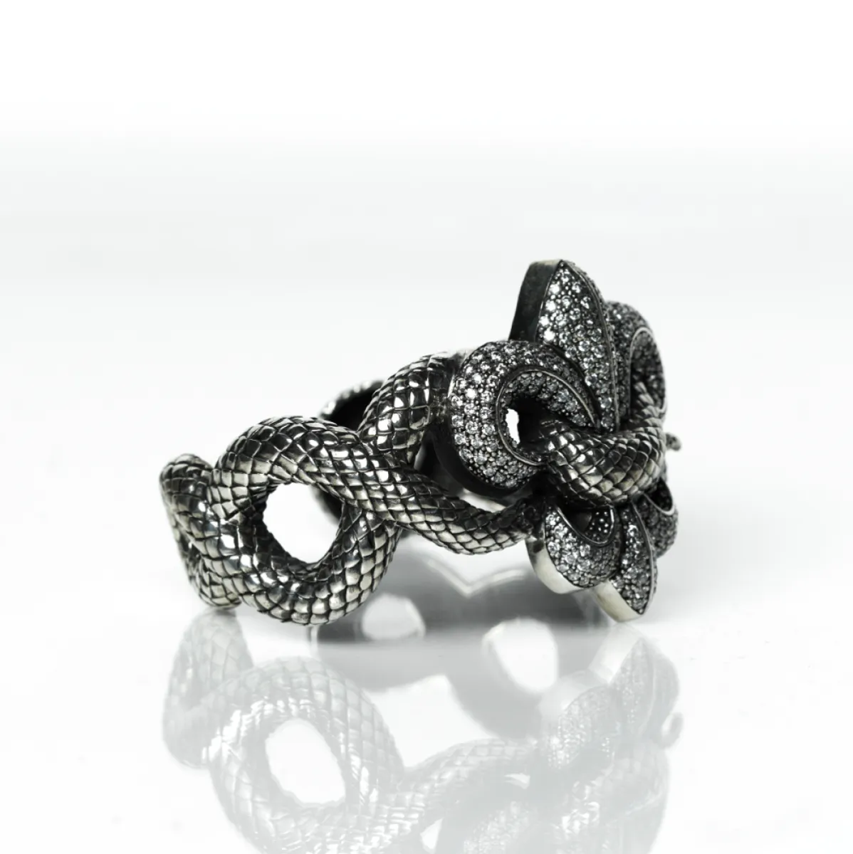 Bratara sarpe Fleur de Lys Argint