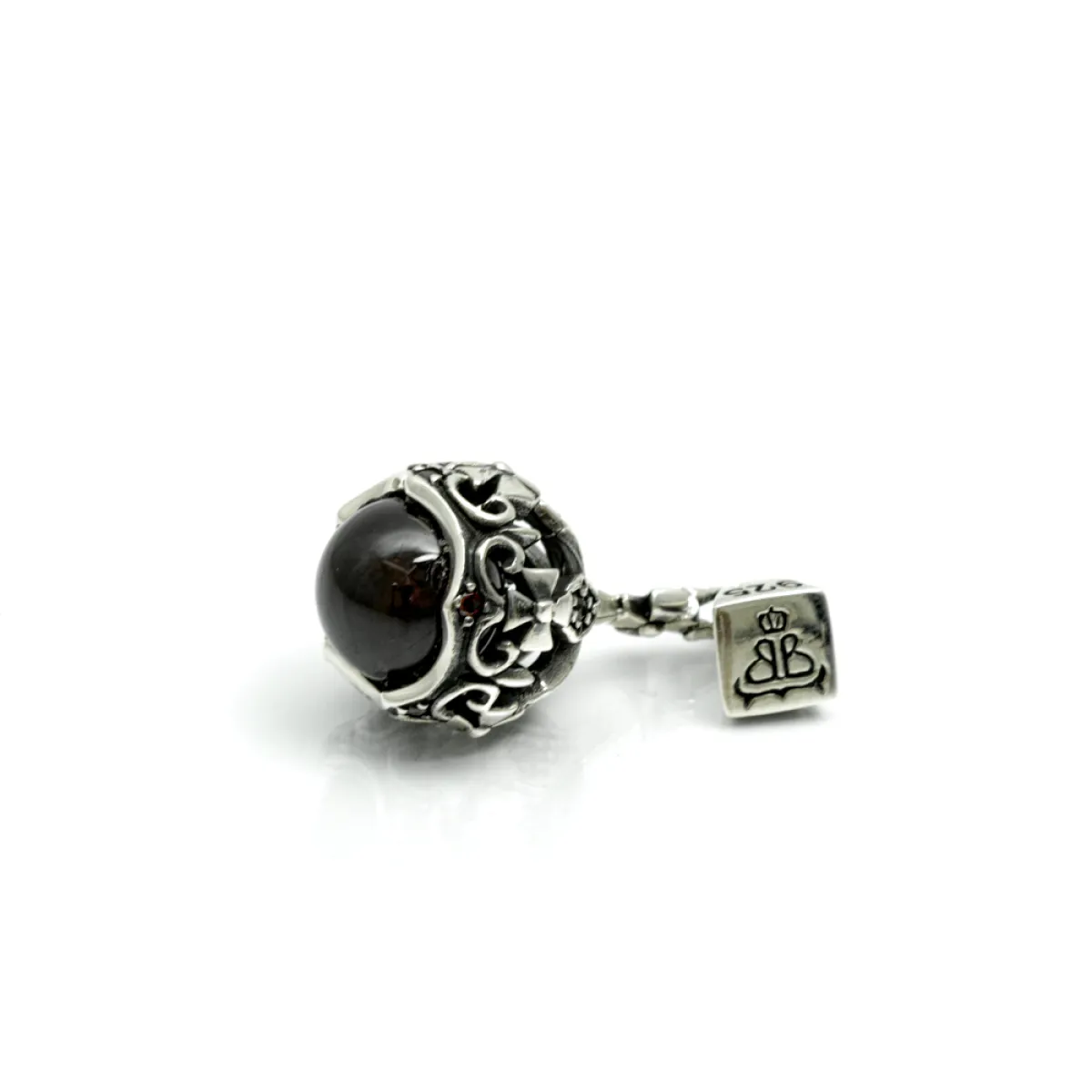 Pandantiv gotic coroana cruciulita bila Argint
