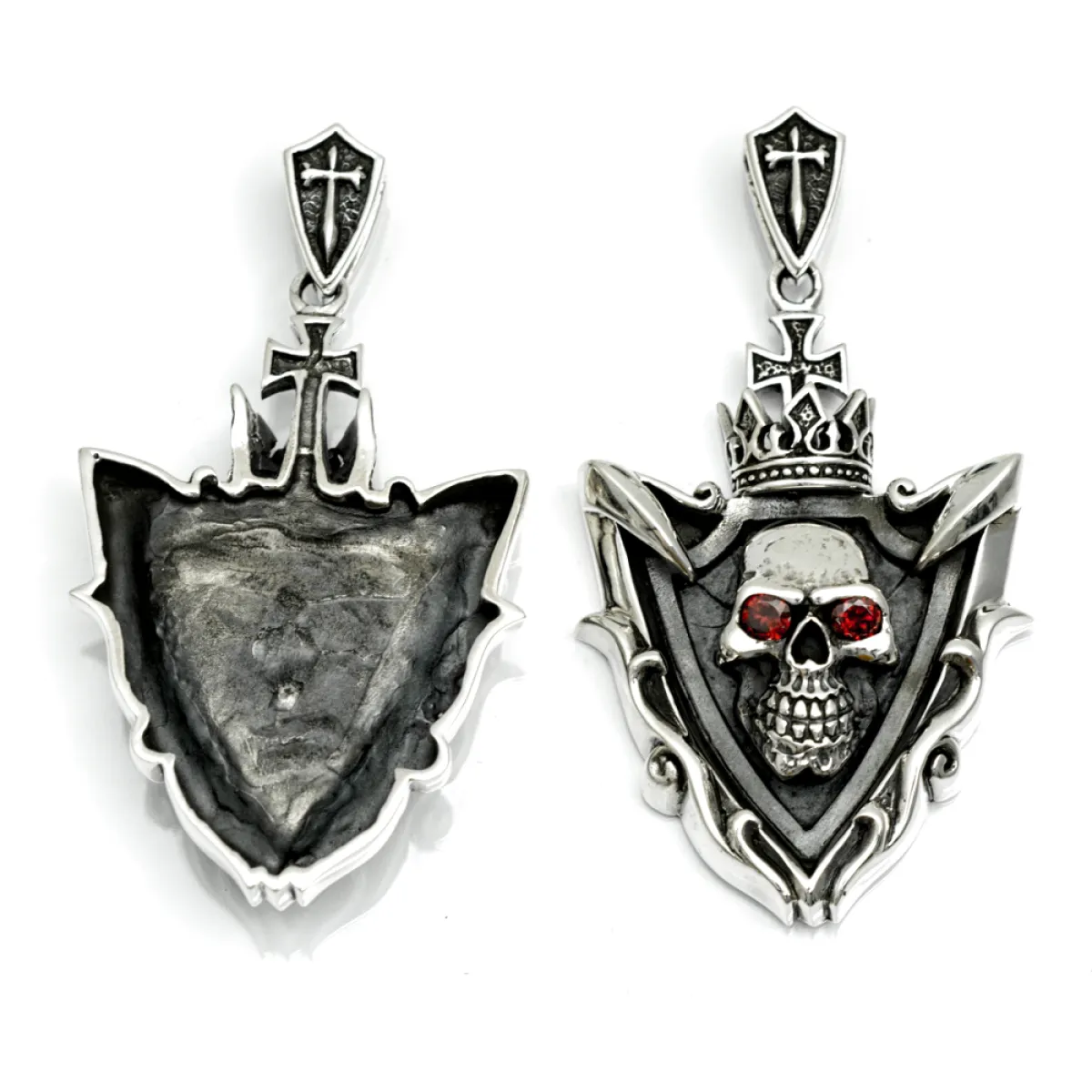 Pandantiv blazon cap de mort argint Argint