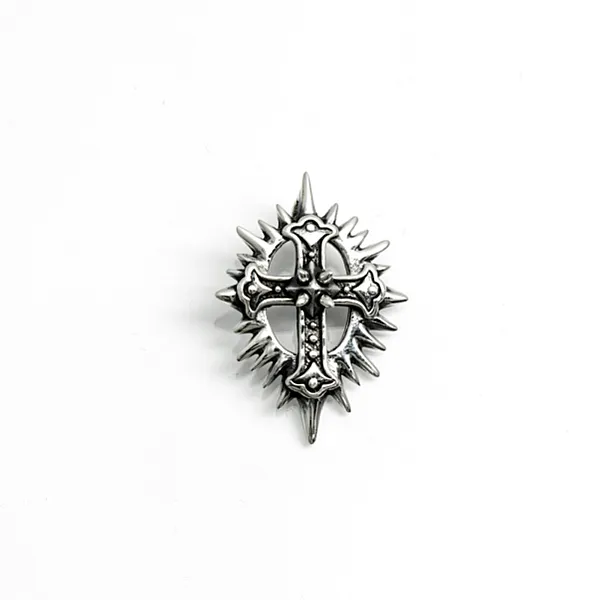 Pandantiv gotic cruce luminata Argint