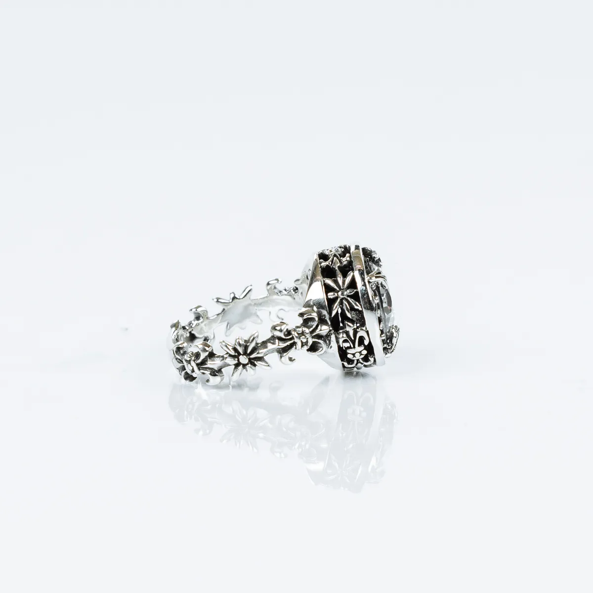 Inel gotic rotund crin transparent Argint