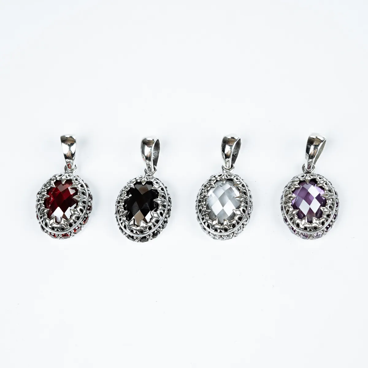 Pandantiv oval gotic zirconii Argint