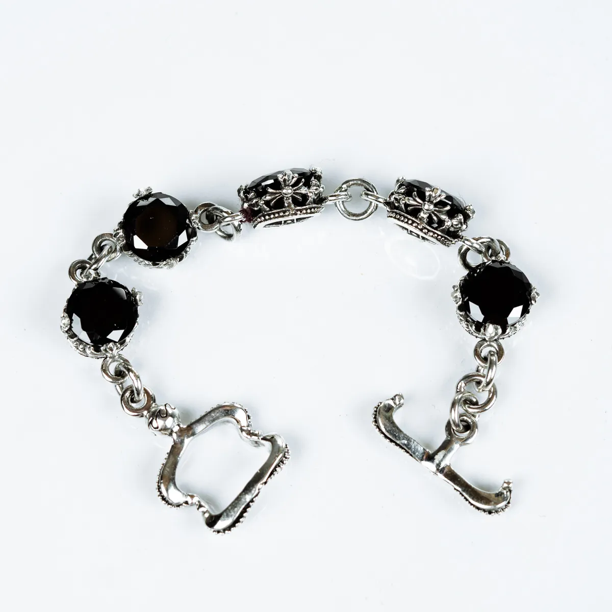 Bratara flexibila coroane zirconii negre Argint