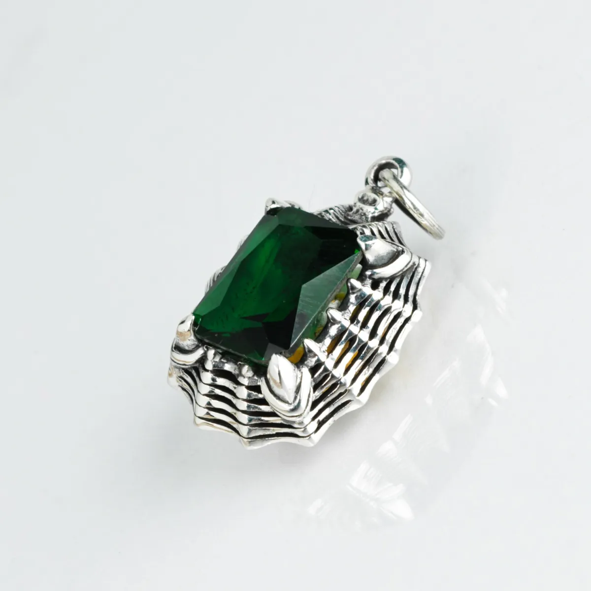 Pandantiv gotic dreptunghiular gheare dragon Argint