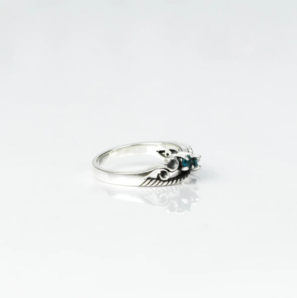 Inel gotic sarma zirconiu bleu Argint