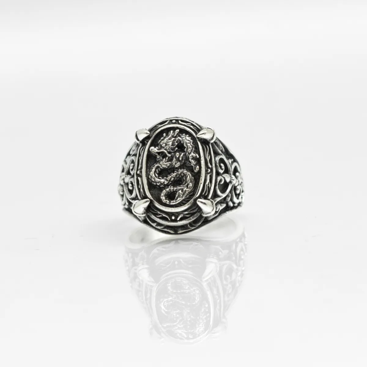 Inel oval gheare dragon Argint