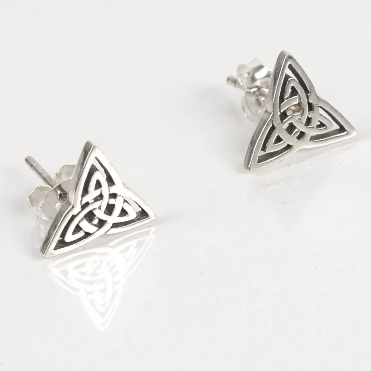 Cercei triquetra m Argint