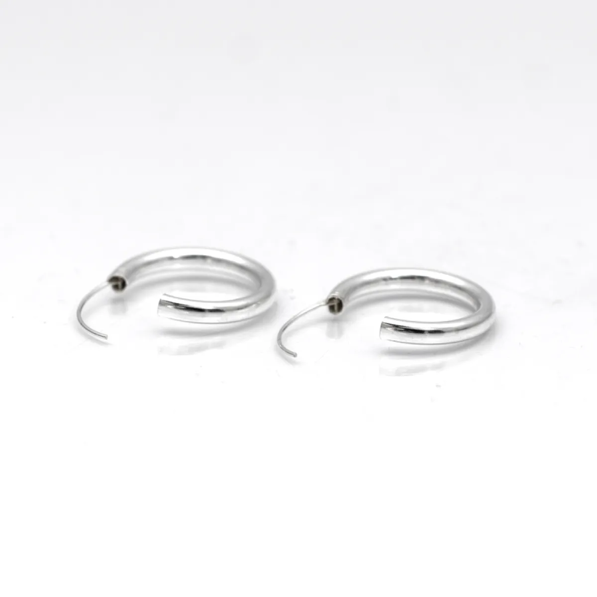 Cercei tip creola rotunda 4mm Argint