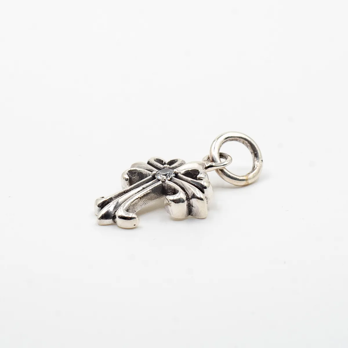 Pandantiv cruce gotica cubic zirconia Argint