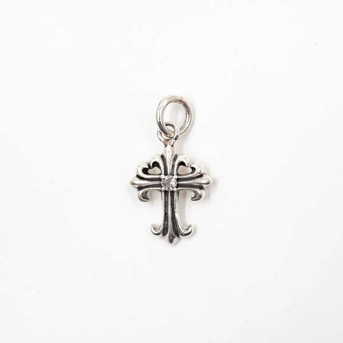 Pandantiv cruce gotica cubic zirconia Argint