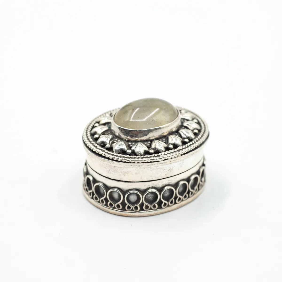 Caseta ovala psp India nr.3 Argint