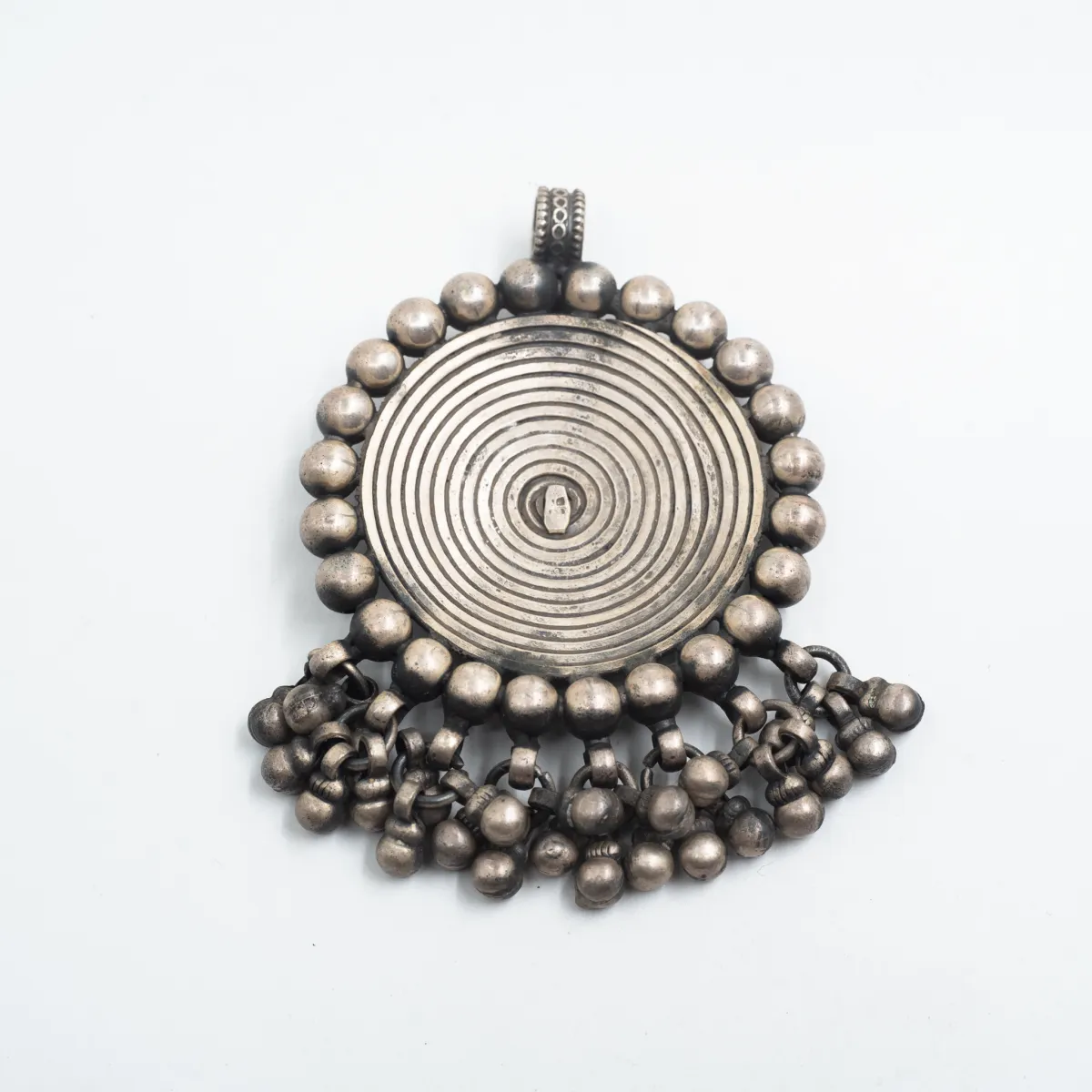 Pandantiv rotund Buddha clopotei India Argint