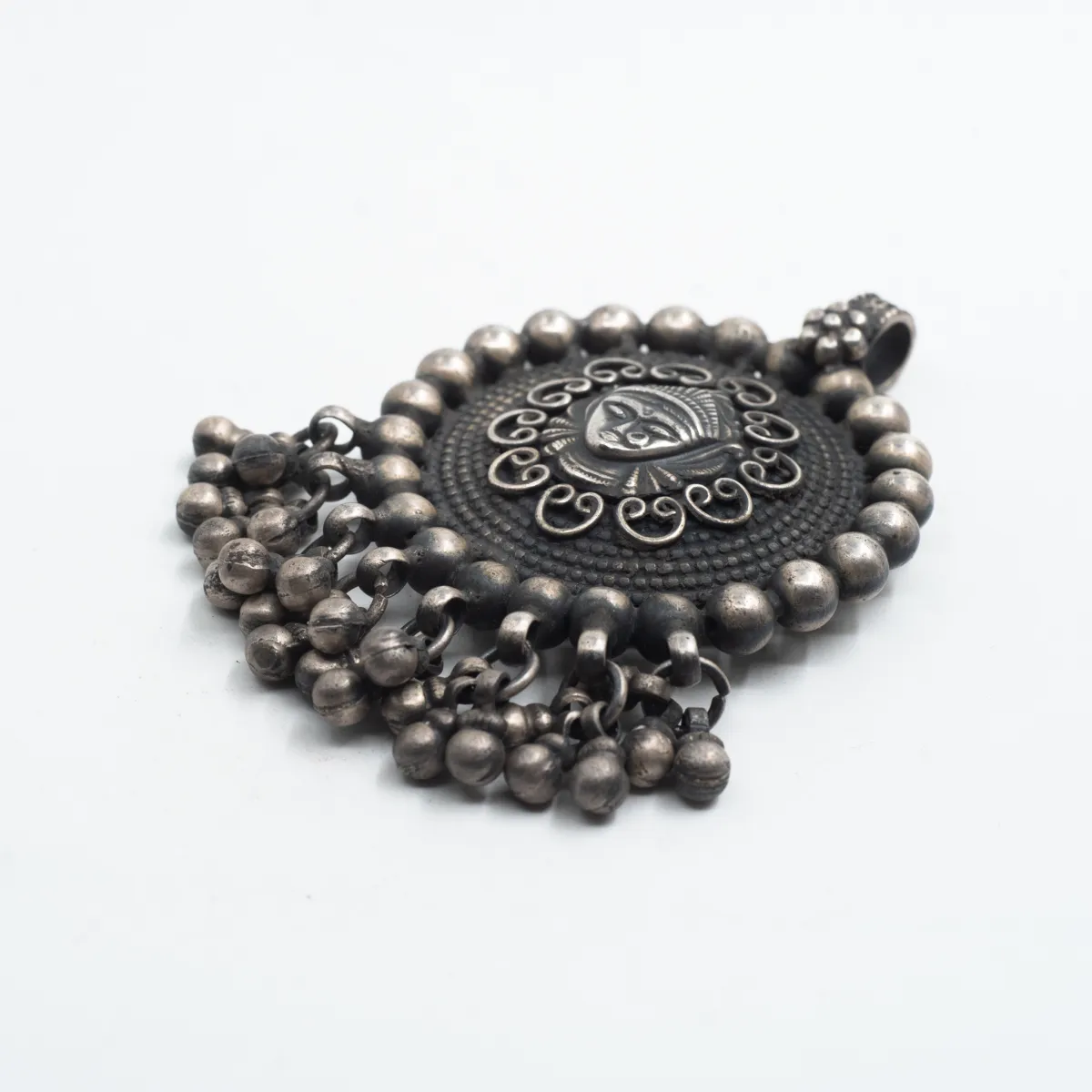 Pandantiv rotund Buddha clopotei India Argint