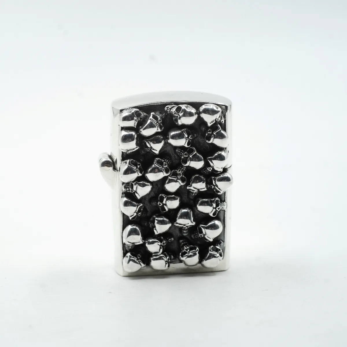 Bricheta Zippo capete de mort Argint