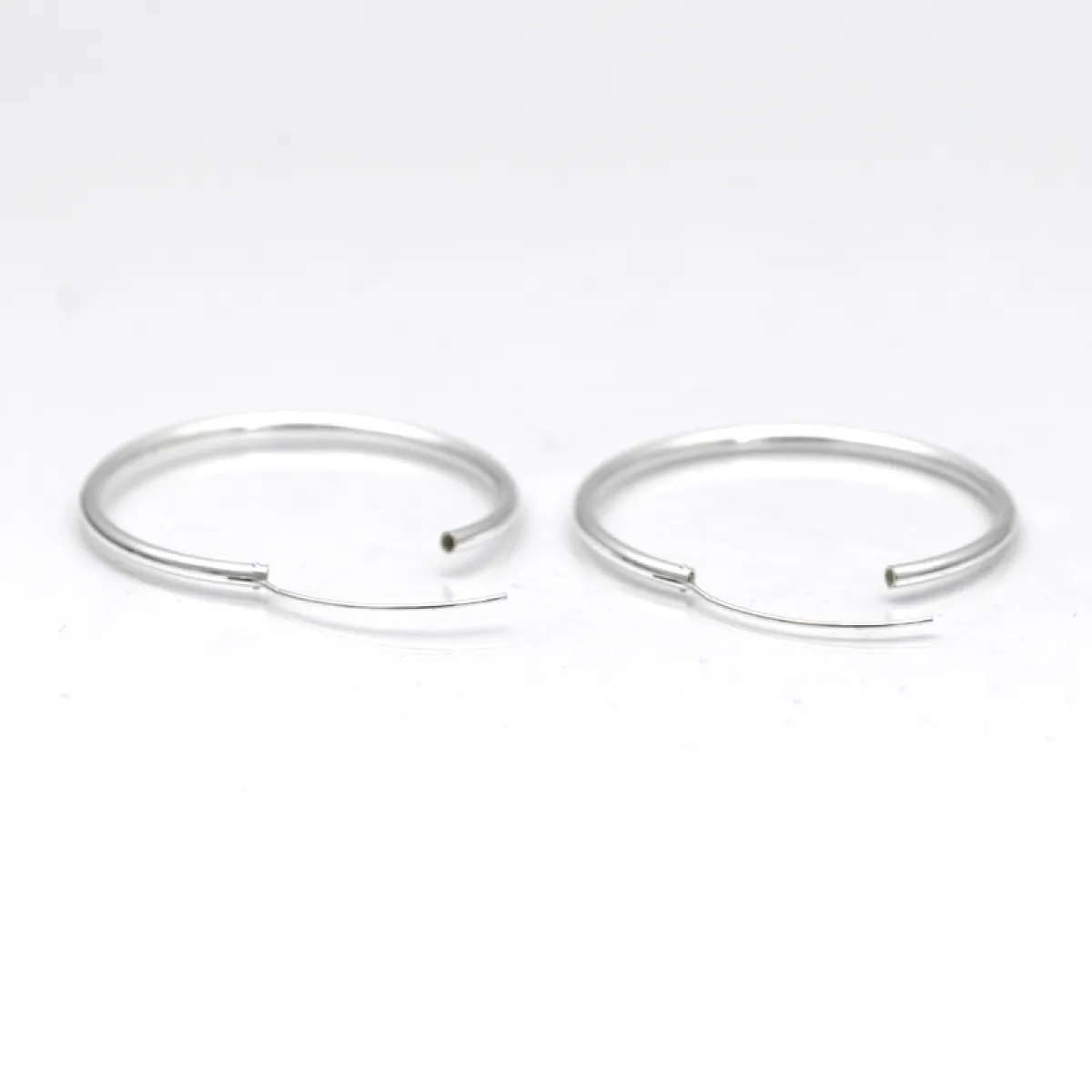 Cercei tip creola rotunda 3mm Argint