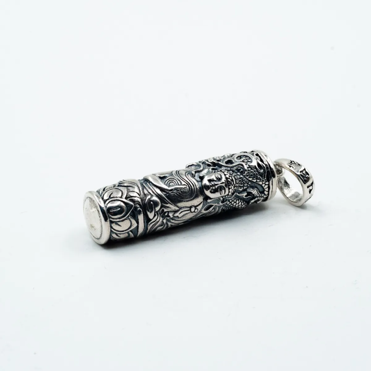 Pandantiv caseta cilindrica Buddha Argint