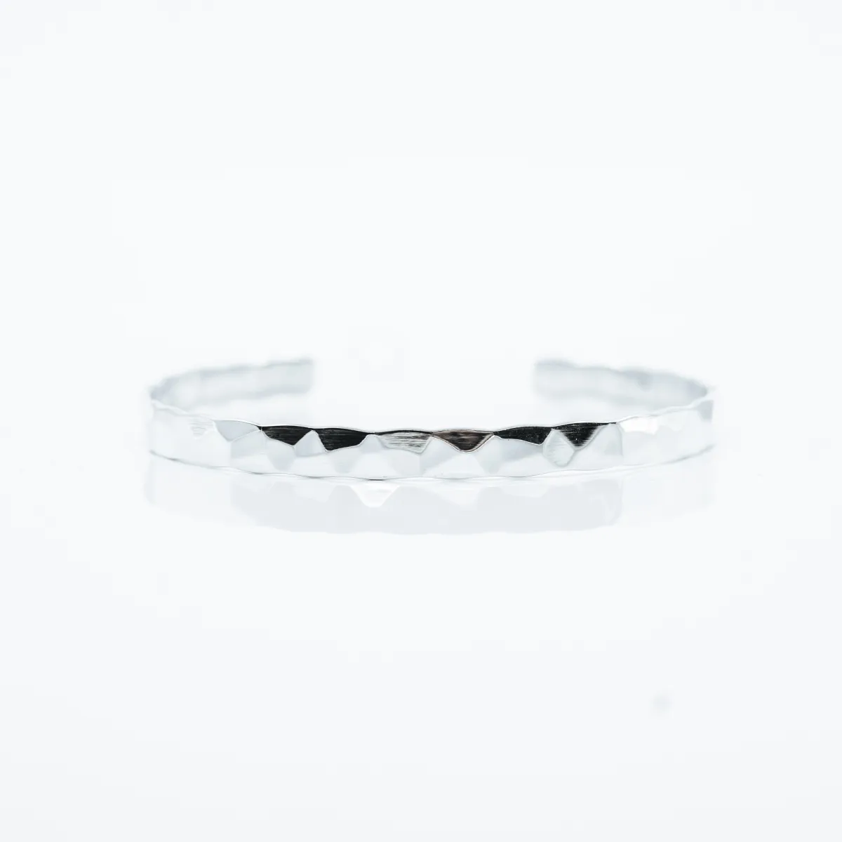 Bratara fixa lata hammered 5mm Argint