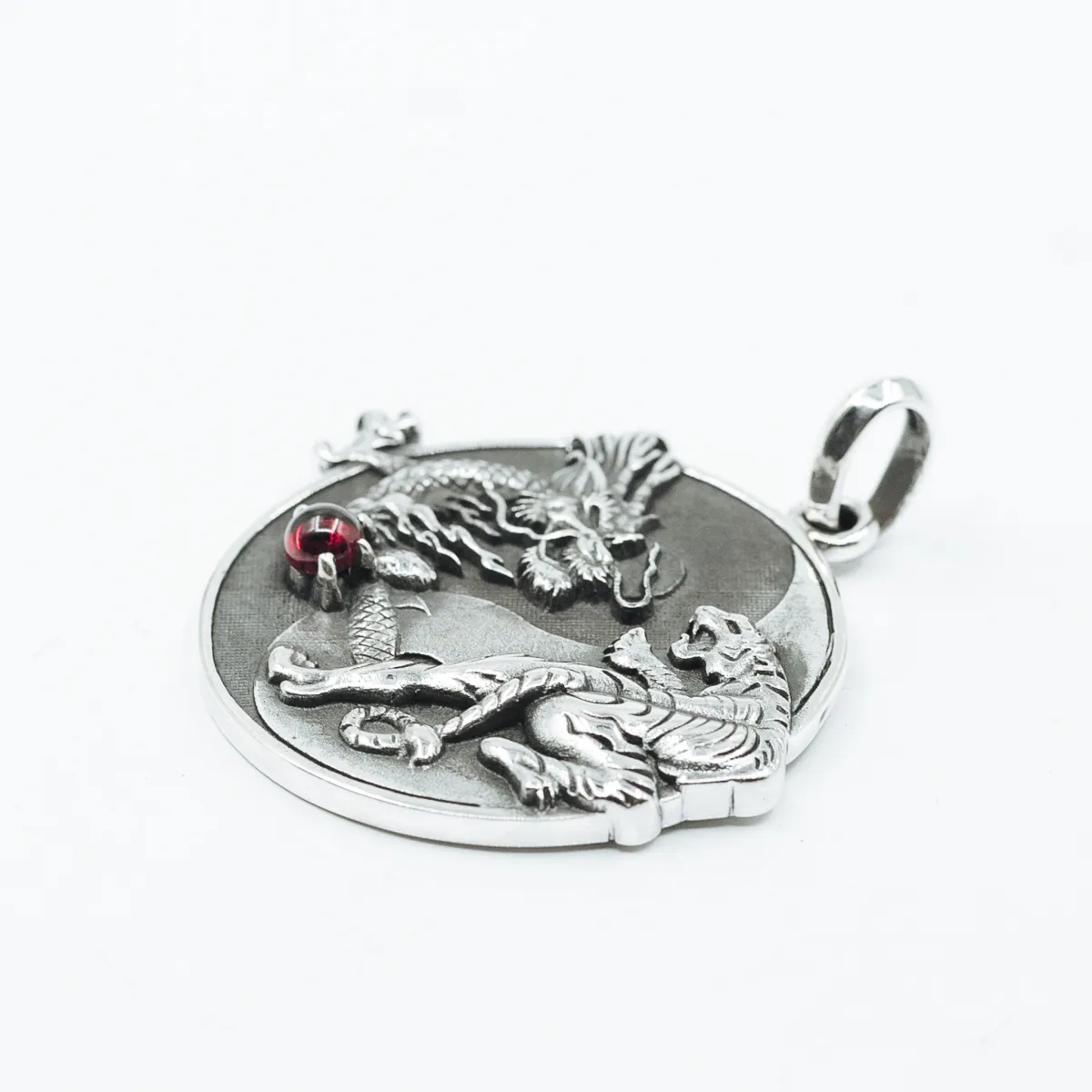 Pandantiv yin-yang dragon si tigru Argint