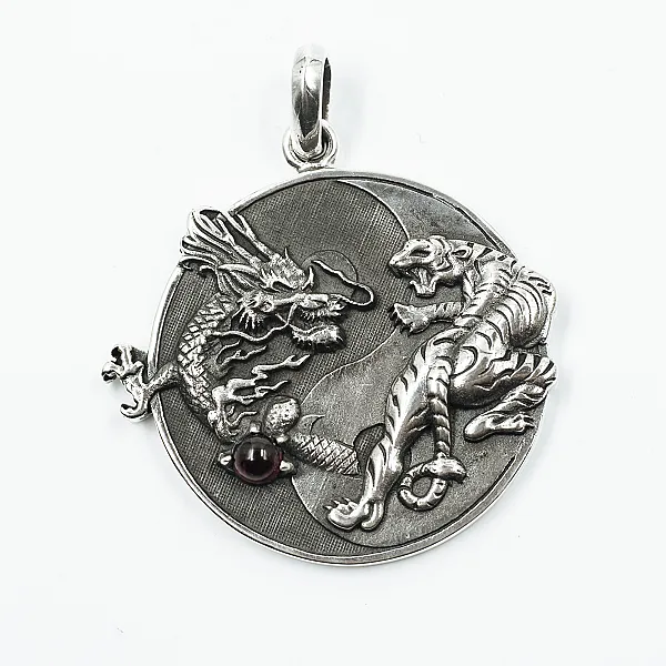 Pandantiv yin-yang dragon si tigru Argint