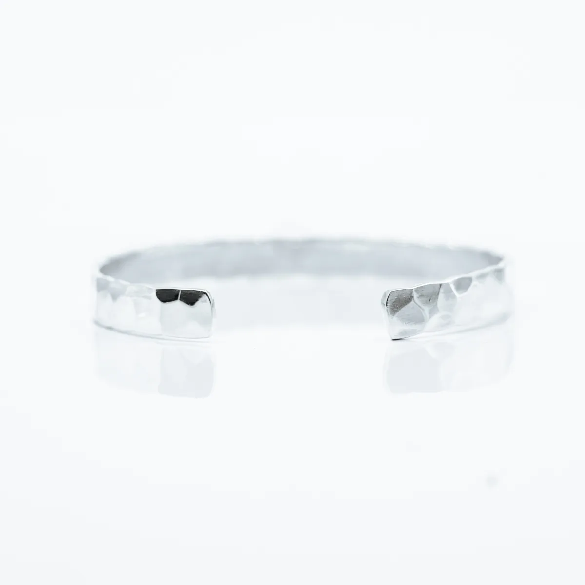 Bratara fixa lata hammered 7mm Argint