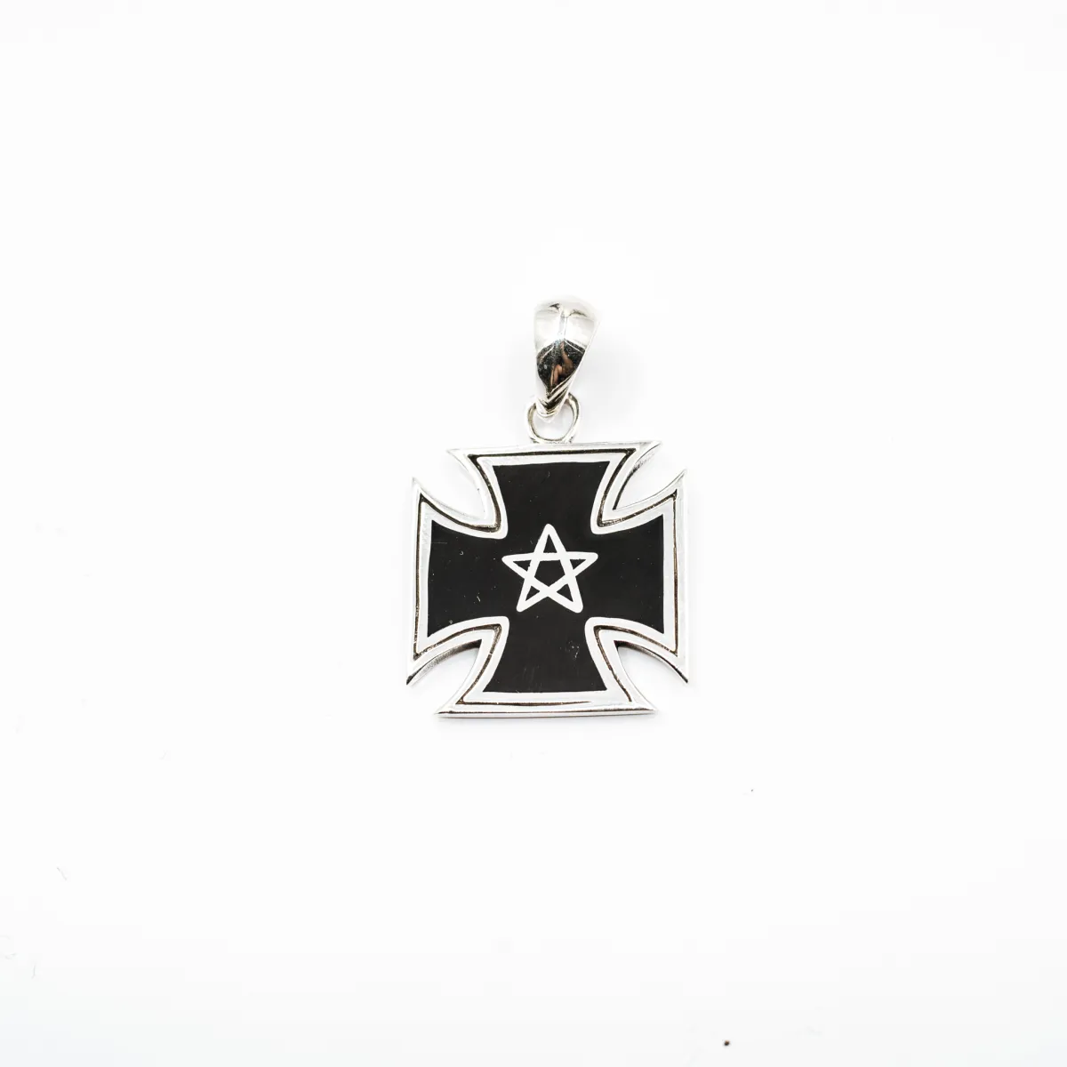 Pandantiv cruce neagra pentagrama Argint